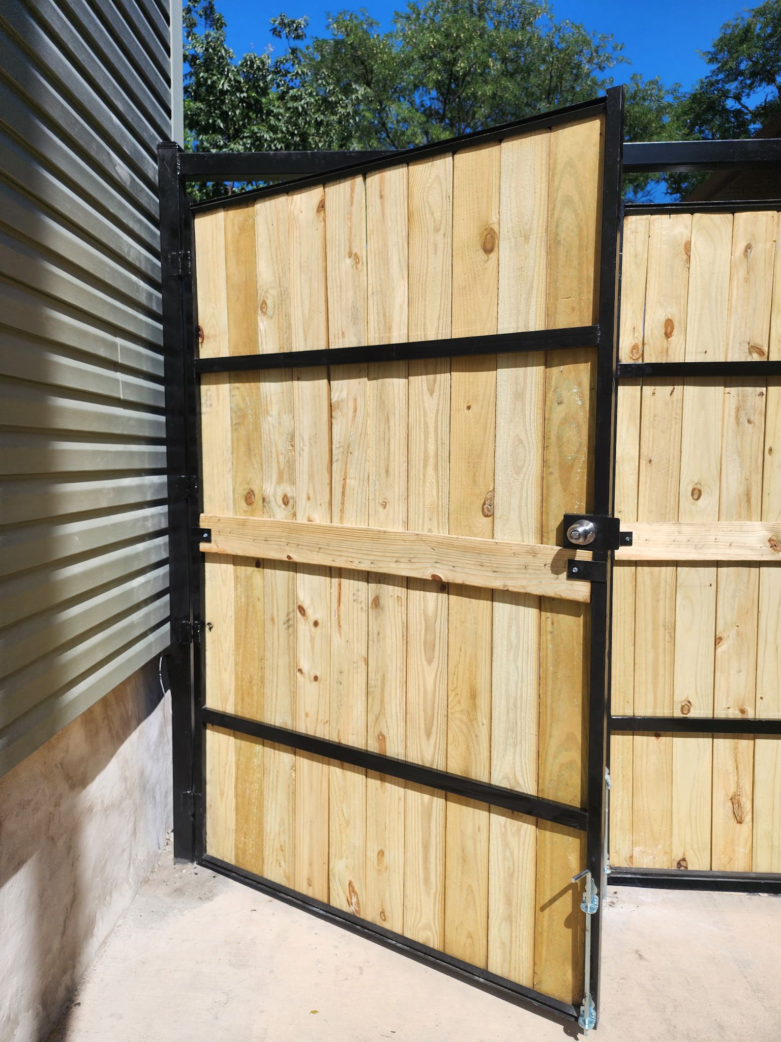 Custom wood gate project